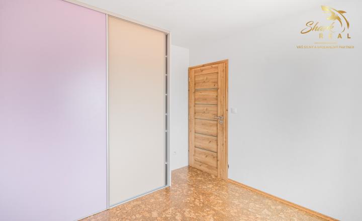 Investičná príležitosť v Leviciach – 6 bytov pod jednou strechou - fotografia 16