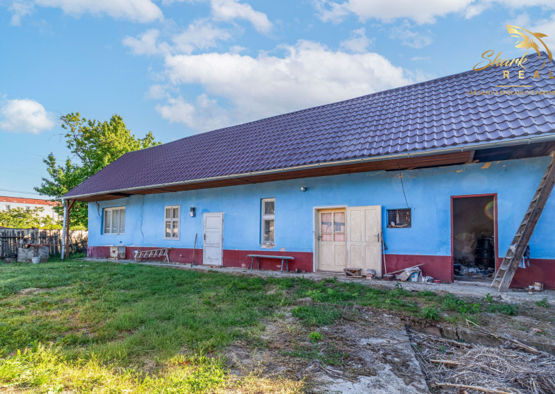 Starší vidiecky dom s pozemkom 540m2 – Tepličky
