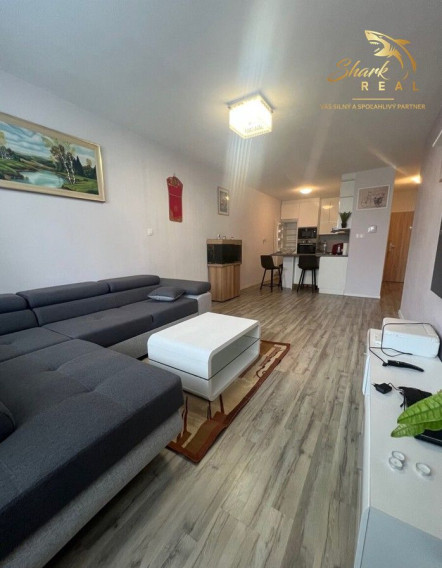 Na prenájom priestranný 3-izbový byt s garážovým státím – Nobelova 12D, Bratislava – Nové Mesto