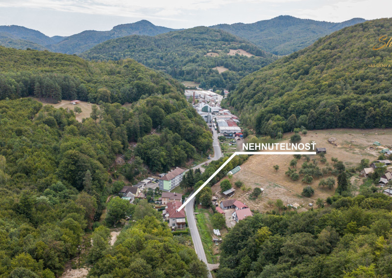 Moderný 4-izbový byt s garážou, bazénom a záhradou v lone prírody