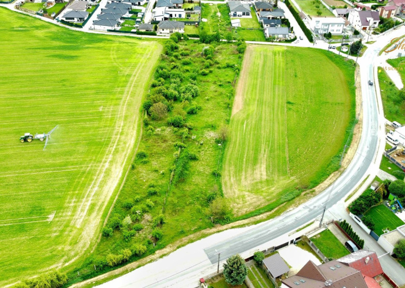 Krásny stavebný pozemok 4781m2 aj  pre developerov