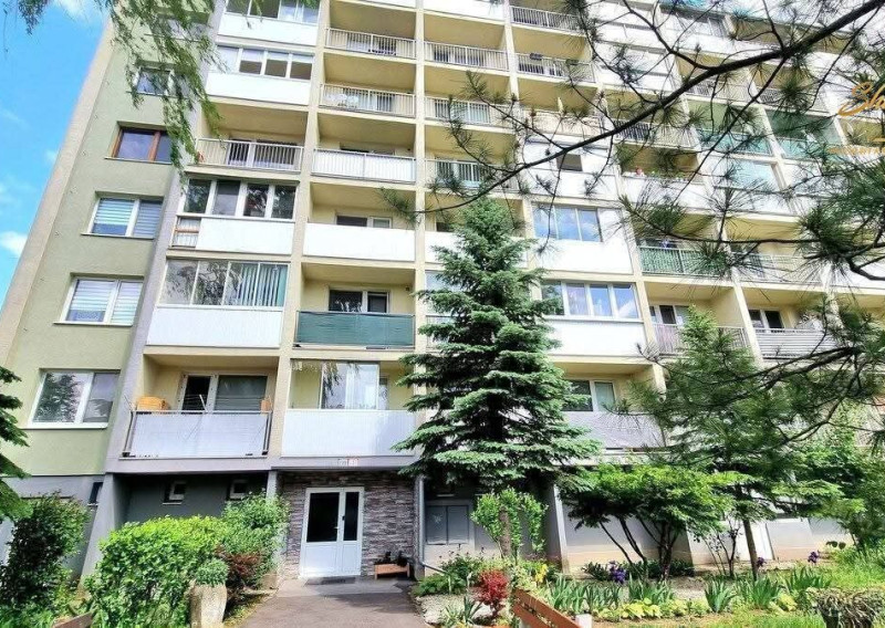 3 -IZBOVÝ BYT NA ULICI KOMENSKÉHO V TREBIŠOVE 