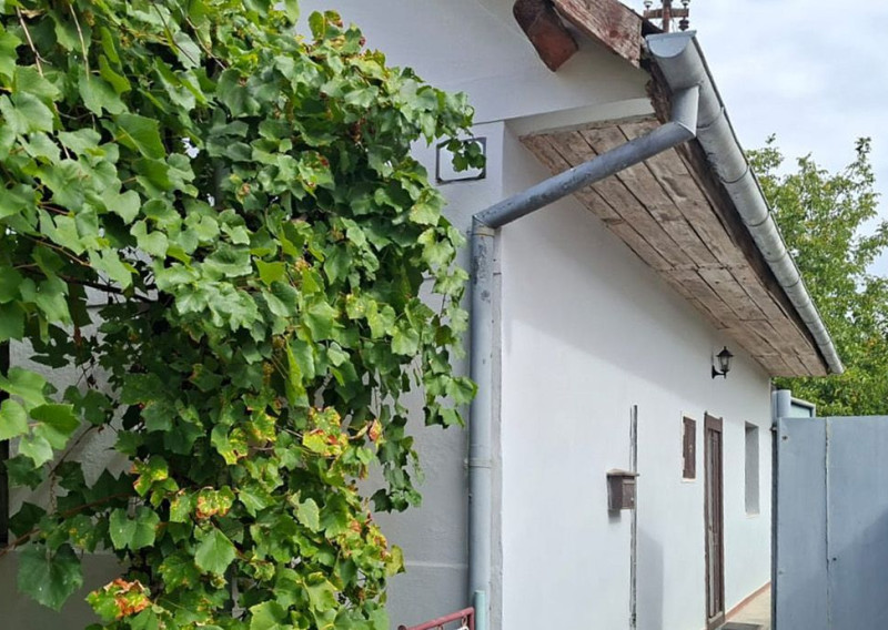 Rodinný dom s pozemkom v pokojnom prostredí obce | Lančár